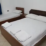 Shtepi Pushimi * Δυρράχιο