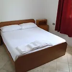Shtepi Pushimi * Δυρράχιο