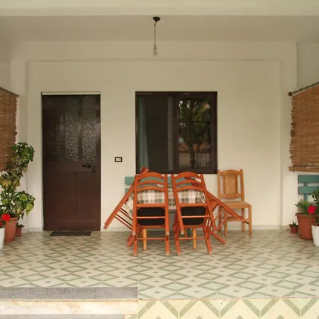 Apartment Shtepi Pushimi *