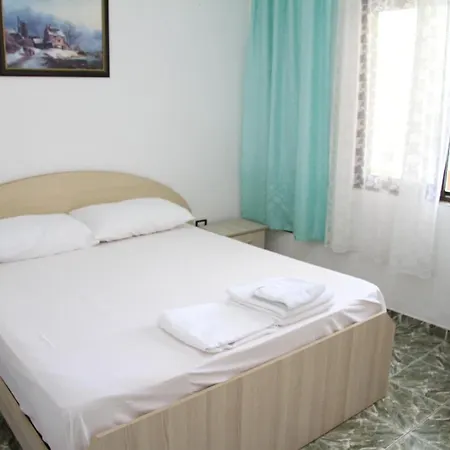 Apartment Shtepi Pushimi *